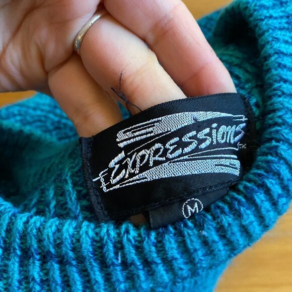 🦋 VINTAGE Expression Knit Blue Sweater Size Medium - Picture 4 of 4